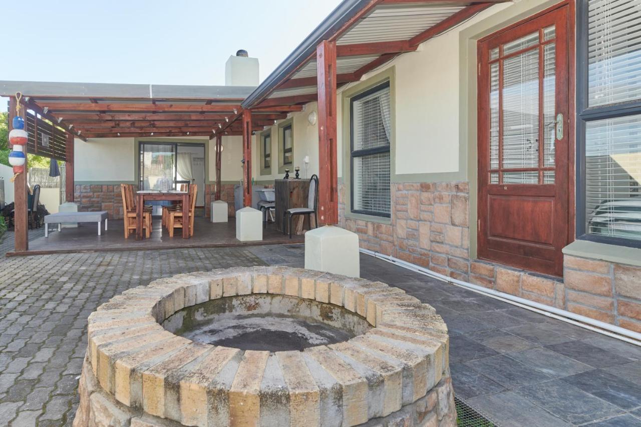 Fraai Uitzicht Struisbaai Apartment Exterior photo
